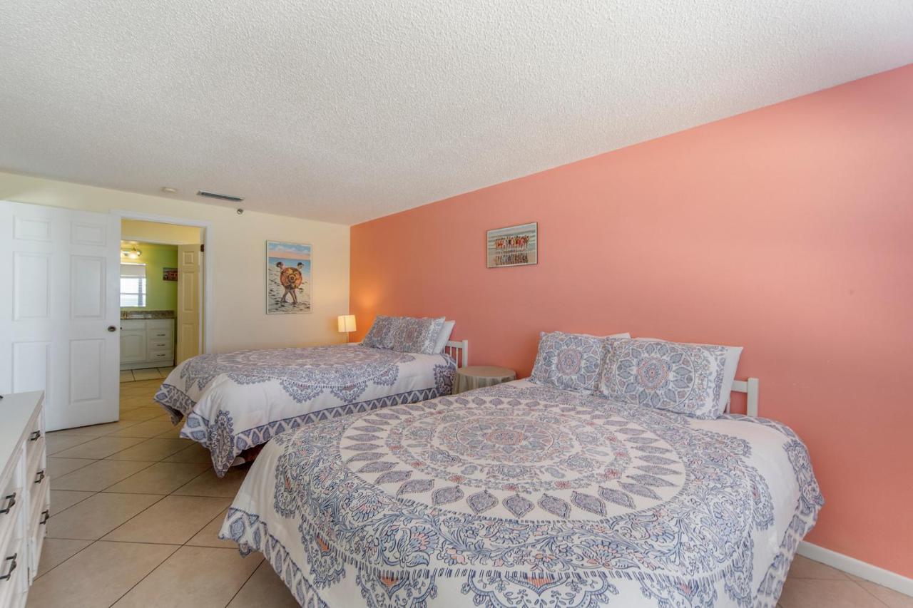 407 Beach Place Condos St. Pete Beach Exteriör bild
